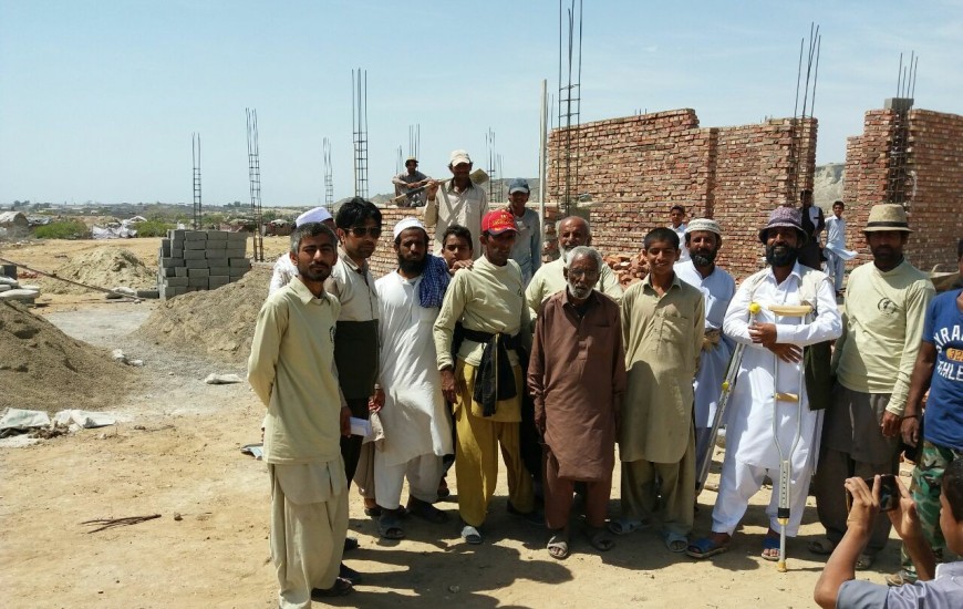 ساخت مدرسه 6 کلاسه در روستای کپرنشین چابهار در قالب اردوی جهادی