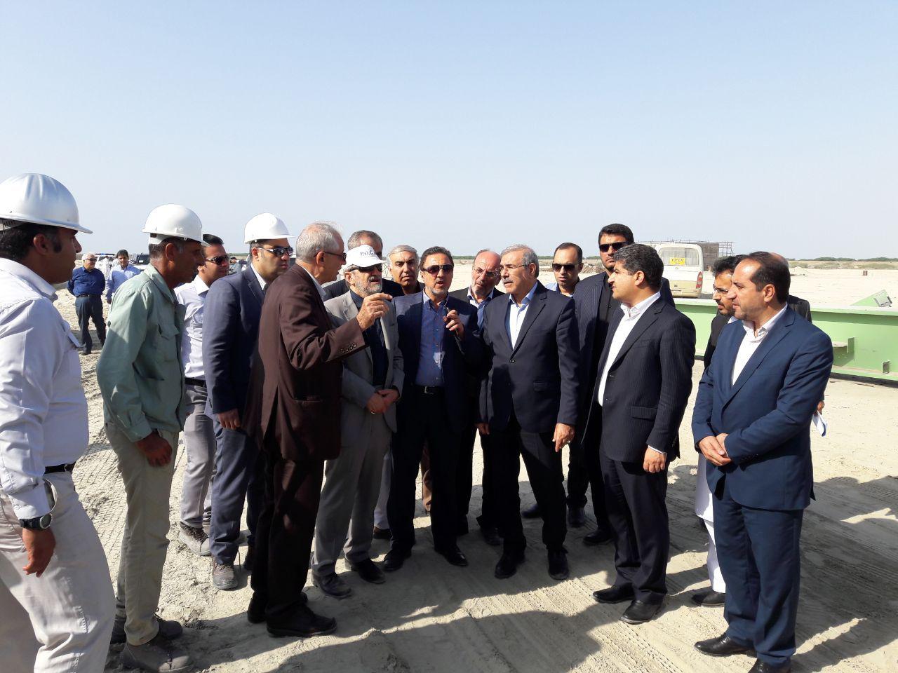 بازدید دبیر شورای عالی مناطق آزاد از طرح‌های منطقه آزاد چابهار