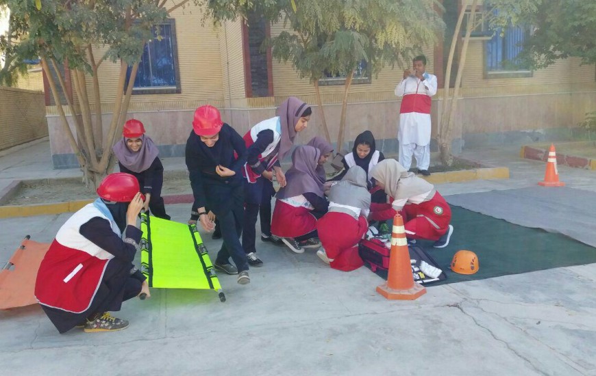 مانور زلزله و ایمنی در مدارس چابهار برگزار شد+ تصاویر