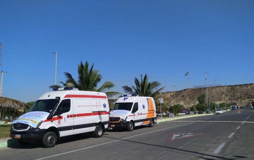 منطقه آزاد چابهار دو دستگاه آمبولانس اهدا کرد