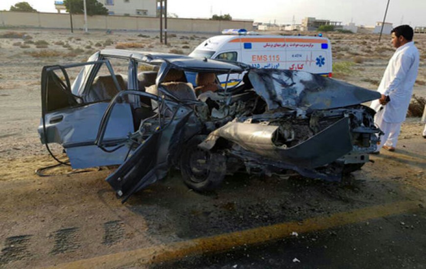 3 کشته ومجروح درتصادف شدید دو خودرو پراید محور چابهار - کنارک