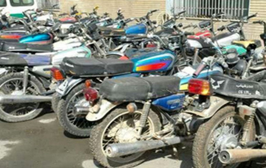 سارقان حرفه ای موتورسیکلت چابهار به دام قانون افتادند