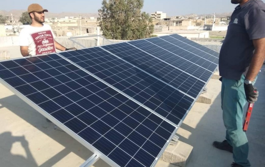 100 نیروگاه خورشیدی خانگی در روستای تیس منطقه آزاد چابهار واگذار می شود