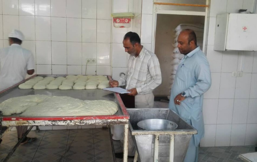 تعطیلی ۱۵ نانوایی چابهار به دلیل کم فروشی و مشکلات بهداشتی