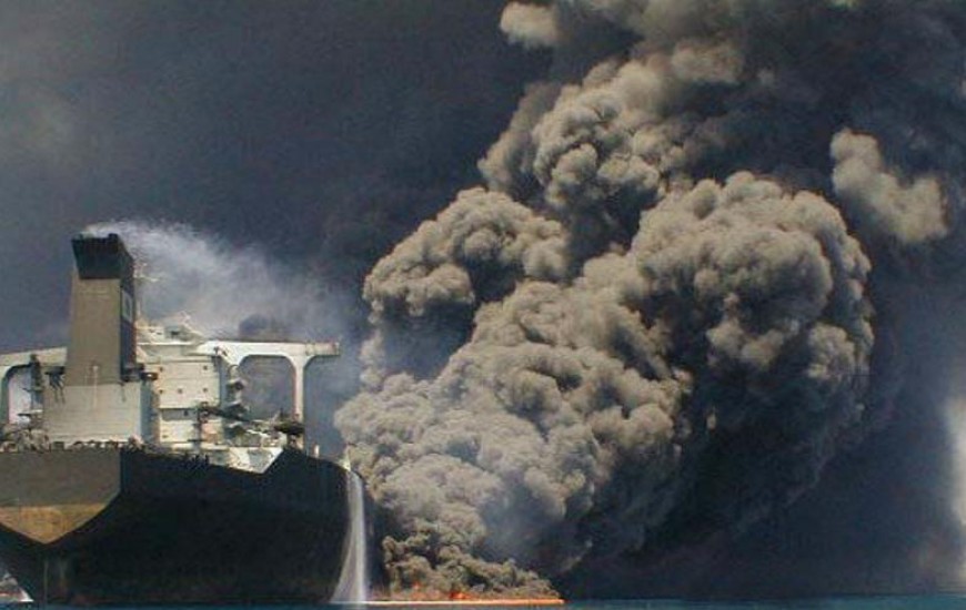 حمله به دو نفت کش خارج از آبهای سرزمینی جمهوری اسلامی ایران رخ داده است