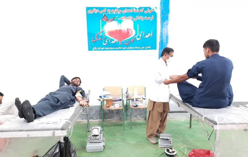 گزارش تصویری/ اهدای خون 60 نفر از بسیجیان شهر پلان