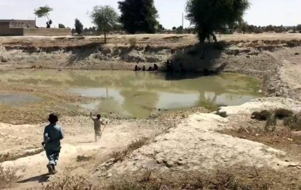 "هوتگ" قتلگاه مردم تشنه سیستان و بلوچستان / گودال های آب جنوب استان چهل و دومین قربانی خود را غرق کردند